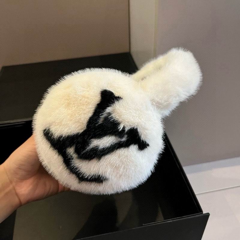 ����